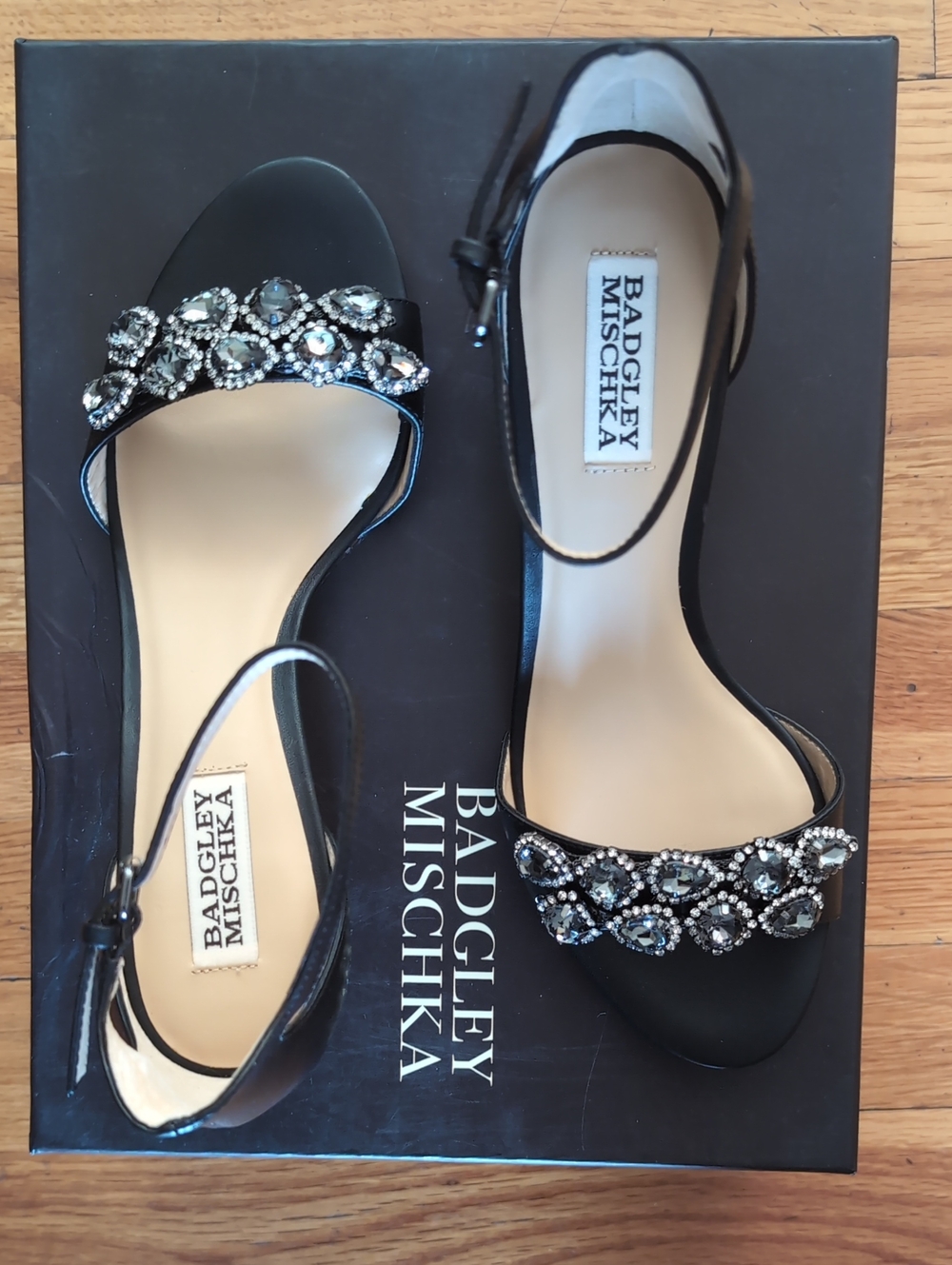 Badgley Mischka Jill Crystal Embellished Block Heel Sandals Black Size 7 NBW